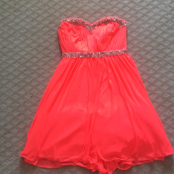 Cute Pink dress - Picture 1 of 3